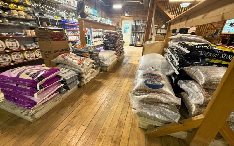 country store feed and animal supplies